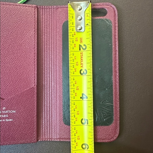 Louis Vuitton Textured deep red  Phone Case
See measurements to insure size. - Picture 11 of 11
